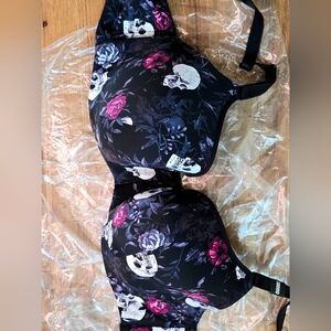 NWT Torrid Curve Black Floral Skull Full Coverage Balconette Bra 38DDD